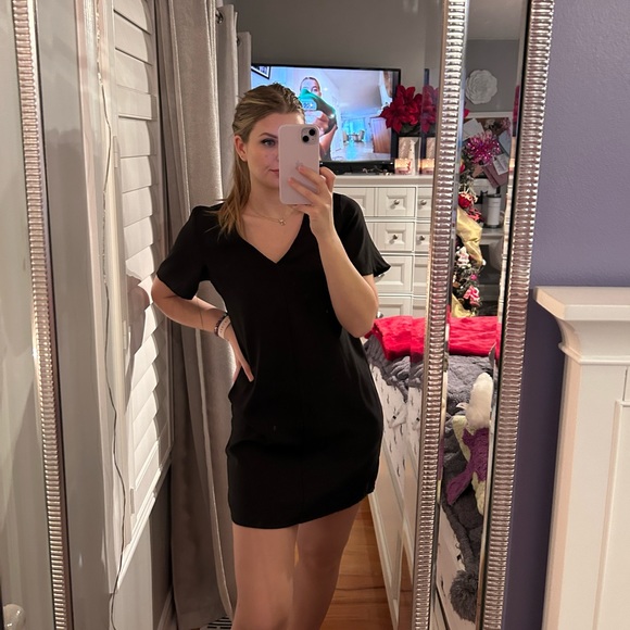 Dynamite Black Dress - Picture 3 of 6